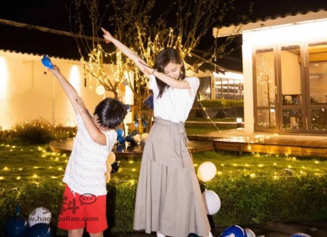 贾乃亮辟谣曾与王子文恋爱 王子文孩子的生父是谁