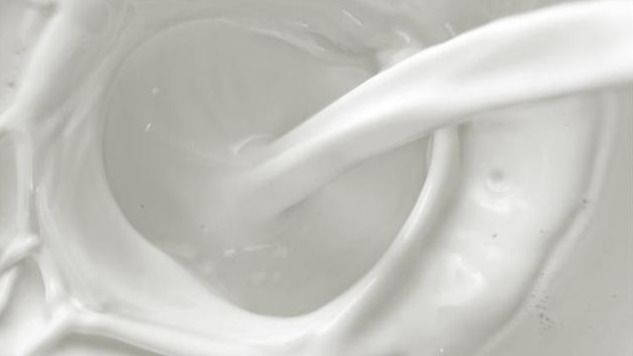 过期的牛奶直接丢掉吗？千万不要丢，它还有这十大妙用