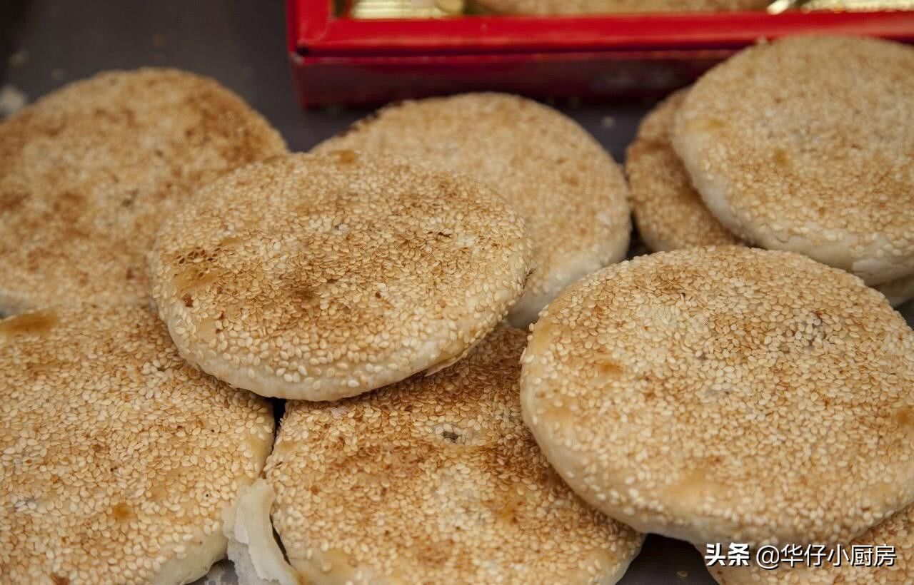 过生日都吃啥，图三你肯定不知道是什么意思
